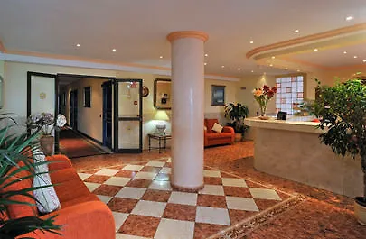 Globales Acuario Otel Puerto de la Cruz (Tenerife)